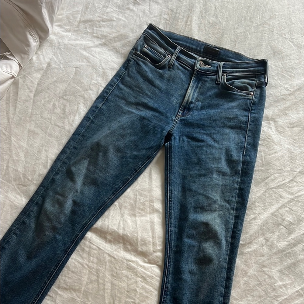 MOTHER Blue Straight Leg Jeans with Classic Denim Appeal mid rise